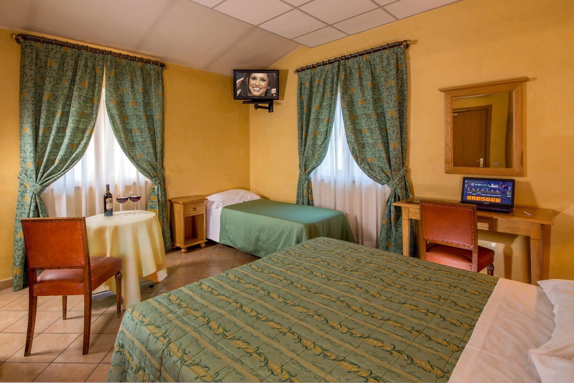 Hotel Fidene Roma Ngoại thất bức ảnh